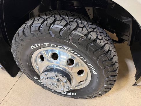 Used 2018 RAM 3500 Laramie RWD image 73