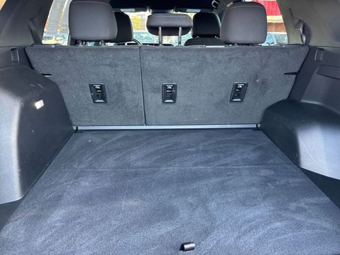 Used 2025 Chevrolet Equinox LT image 30