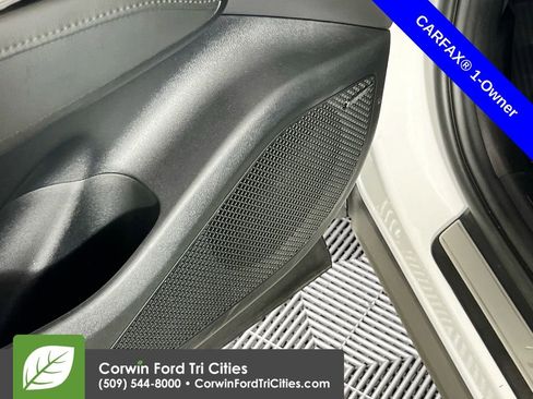 Used 2025 Hyundai Tucson Limited image 13