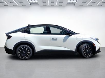 New 2026 Nissan Leaf Platinum+ w/ Cargo Package (Platinum+)