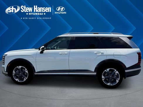 New 2026 Hyundai Palisade Limited image 3