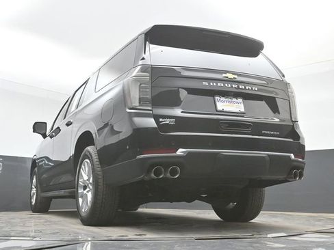 Used 2025 Chevrolet Suburban Premier AWD/4WD image 49
