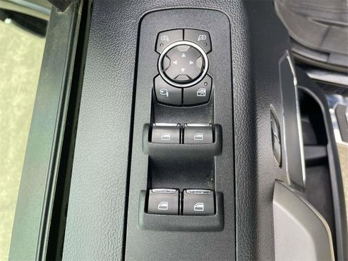 Used 2018 Ford F150 Lariat w/ Equipment Group 502A Luxury image 16