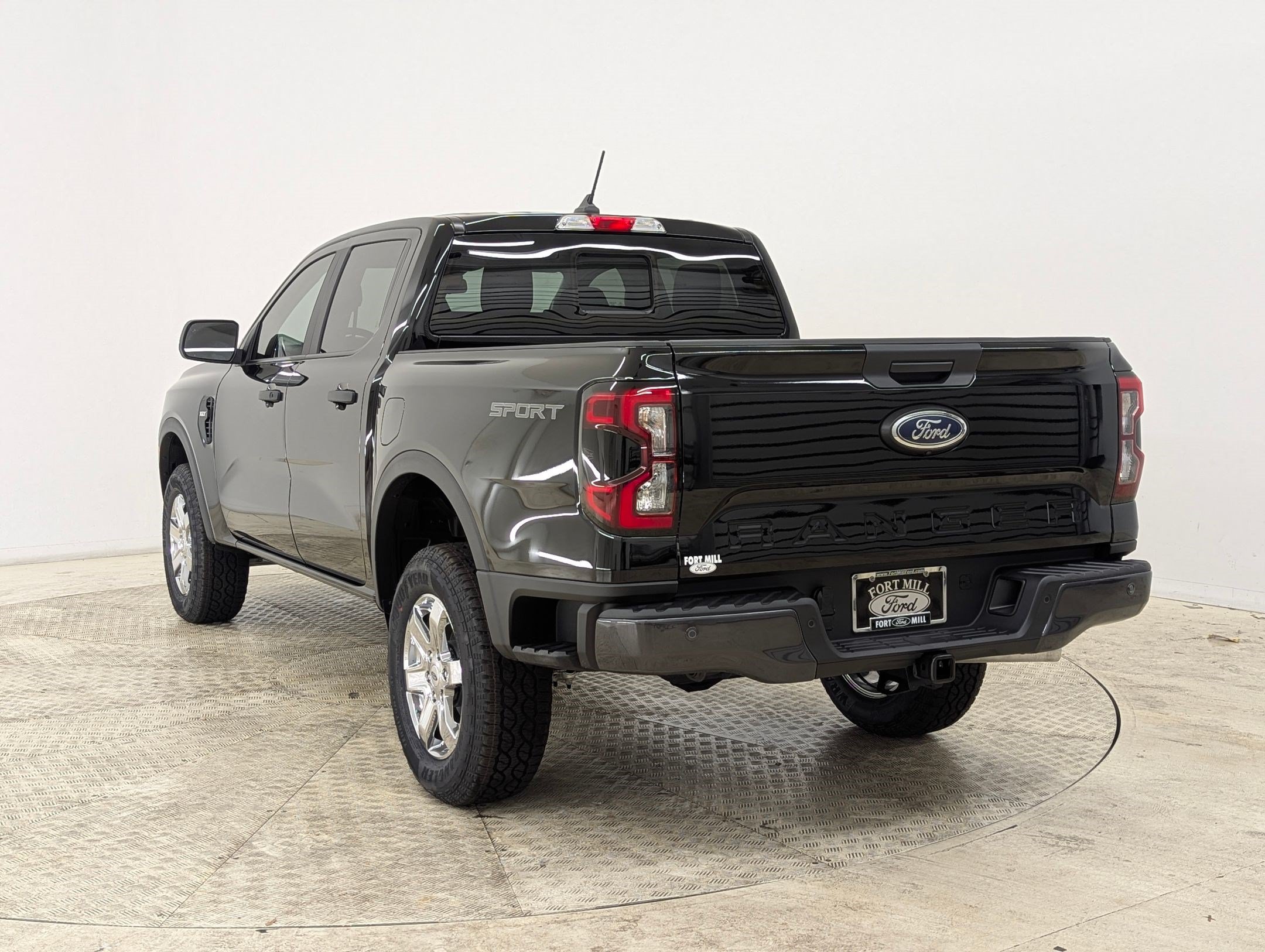 New 2026 Ford Ranger XLT w/ Equipment Group 301A High RWD image 3