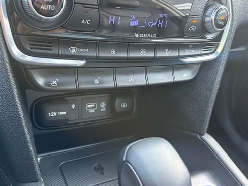 Used 2019 Hyundai Santa Fe AWD image 36