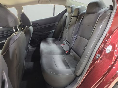 Used 2024 Nissan Altima 2.5 SV AWD/4WD image 14