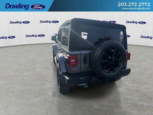 Used 2022 Jeep Wrangler Unlimited Sahara w/ Cold Weather Group image 9