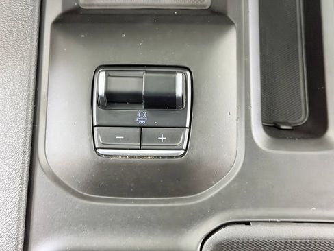 Used 2024 GMC Sierra 2500 AT4 w/ AT4 Premium Plus Package AWD/4WD image 48