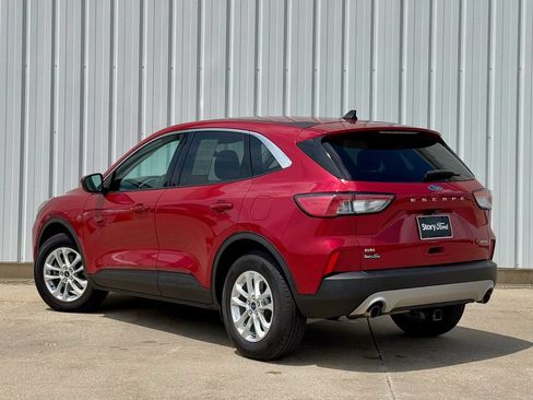 Used 2021 Ford Escape SE w/ Convenience Package AWD/4WD image 4