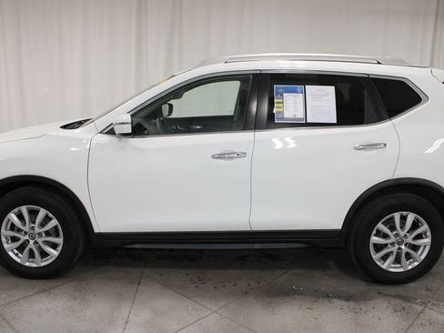 Used 2020 Nissan Rogue SV FWD image 6