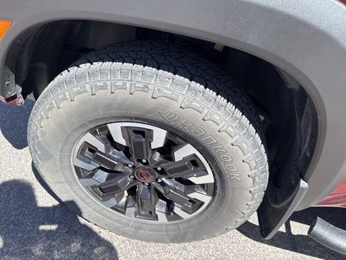 Certified 2024 Nissan Frontier PRO-4X w/ Technology Package image 12