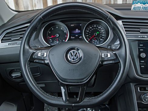 Used 2019 Volkswagen Tiguan SE FWD image 14