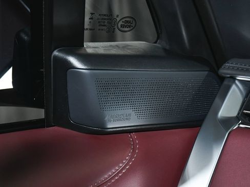 Used 2023 Land Rover Range Rover Autobiography AWD/4WD image 36