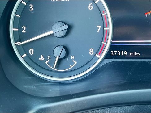 Used 2024 Nissan Sentra SR FWD image 12