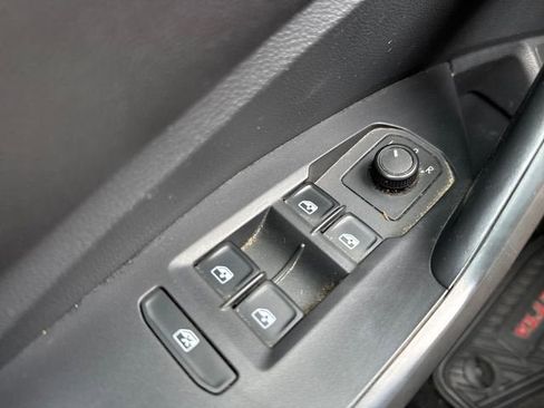 Used 2019 Volkswagen Jetta S FWD image 25
