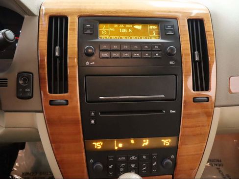 Used 2006 Cadillac STS V6 w/ Preferred Equipment Group image 10