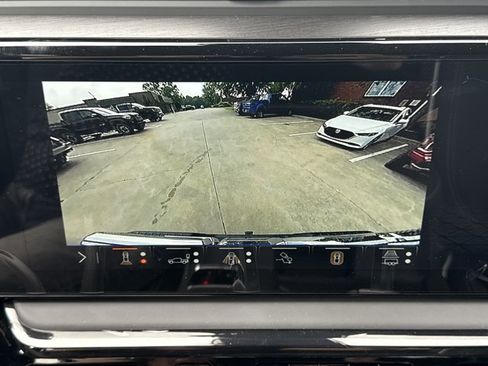 New 2026 GMC Sierra 1500 AT4X w/ LPO, Black Badging Package AWD/4WD image 9