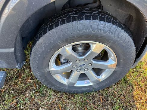 Used 2021 Ford F150 Lariat w/ Equipment Group 502A High image 23