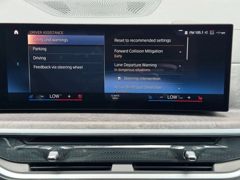 Used 2023 BMW X7 xDrive40i w/ Executive Package AWD/4WD image 31