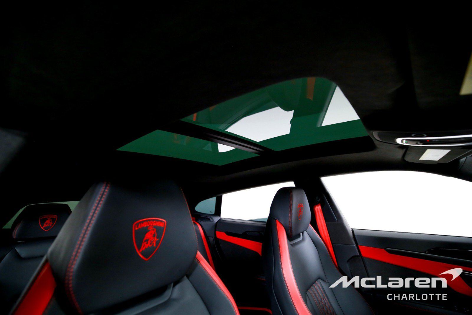 Used 2025 Lamborghini Urus S AWD/4WD image 29