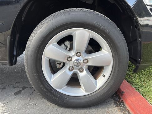 Used 2014 RAM 1500 Express AWD/4WD image 15