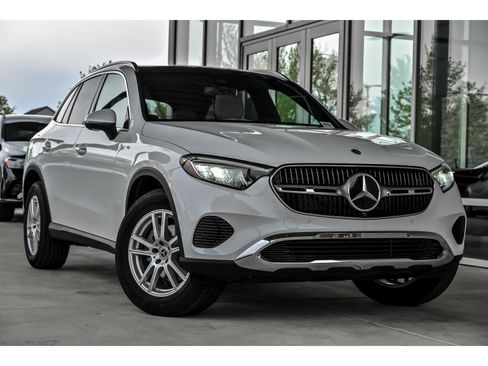 New 2026 Mercedes-Benz GLC 300 4MATIC image 1