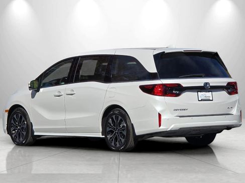 New 2026 Honda Odyssey Elite image 6