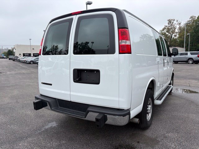 Used 2025 Chevrolet Express 2500 w/ Driver Convenience Package RWD image 5