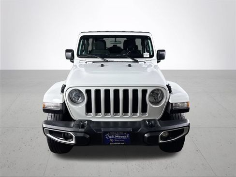 Used 2021 Jeep Wrangler Unlimited Sahara AWD/4WD image 3
