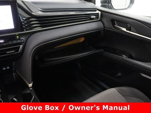 Certified 2025 Toyota Camry LE image 22