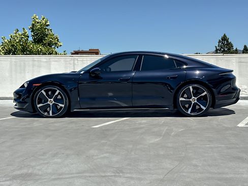 Used 2023 Porsche Taycan Turbo S AWD/4WD image 2