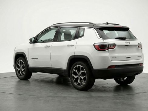 Used 2025 Jeep Compass Limited AWD/4WD image 6