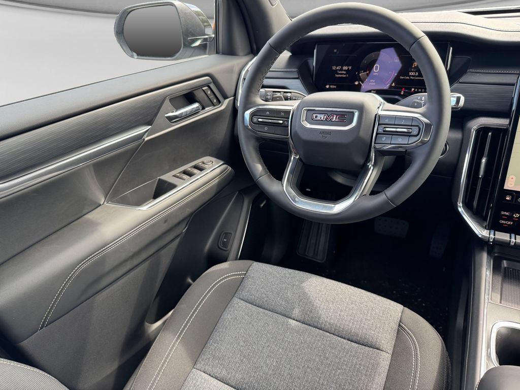 New 2026 GMC Acadia Elevation w/ Black Edition FWD image 17