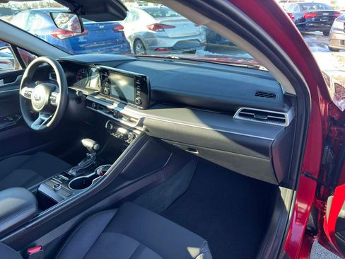 Used 2021 Kia K5 LXS image 21