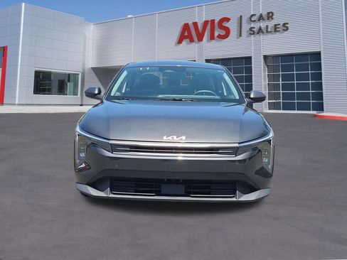 Used 2025 Kia K4 FWD image 2