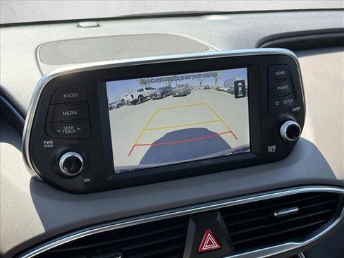 Used 2020 Hyundai Santa Fe SEL w/ Convenience Package FWD image 12