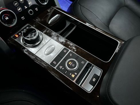Used 2022 Land Rover Range Rover Westminster Edition image 15
