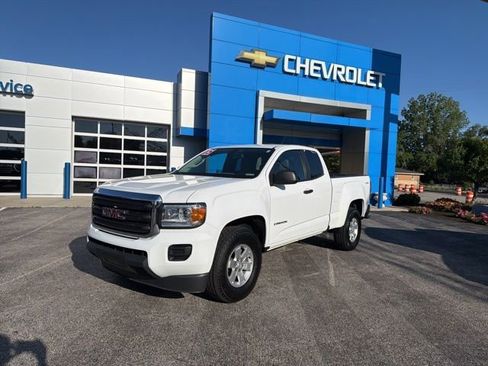 Used 2015 GMC Canyon 4x4 Extended Cab w/ Convenience Package image 2