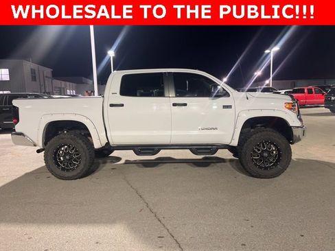 Used 2016 Toyota Tundra SR5 image 2