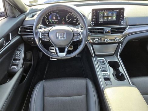 Used 2022 Honda Accord Sport image 11