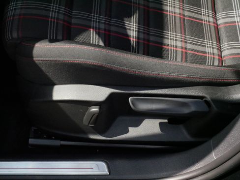 Certified 2020 Volkswagen GTI S FWD image 20