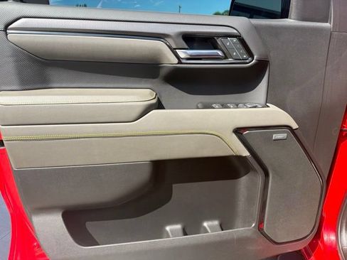 Used 2023 Chevrolet Silverado 1500 ZR2 AWD/4WD image 18