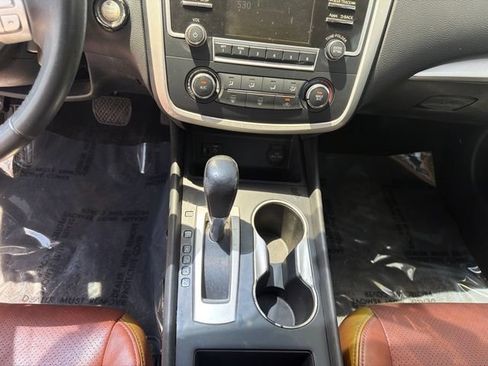 Used 2016 Nissan Altima 2.5 SR FWD image 13