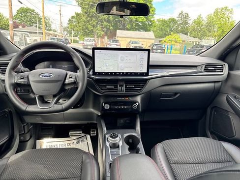 Used 2023 Ford Escape ST-Line w/ Tech Pack #1 AWD/4WD image 12