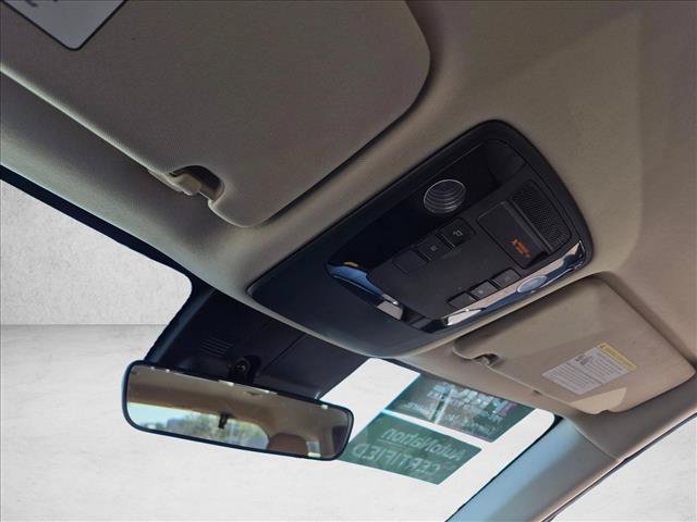 Used 2024 Kia Carnival LX FWD image 20