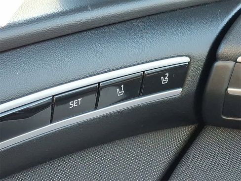 Used 2023 Hyundai Tucson Limited image 25