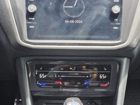 Certified 2023 Volkswagen Tiguan SE R-Line image 19