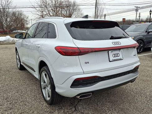 New 2025 Audi Q5 Premium Plus image 3