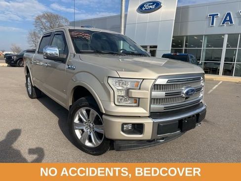 Used 2017 Ford F150 Platinum w/ Equipment Group 701A Luxury image 3