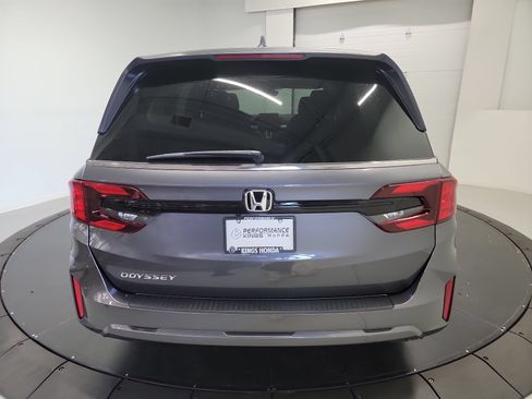 Used 2025 Honda Odyssey EX-L image 8